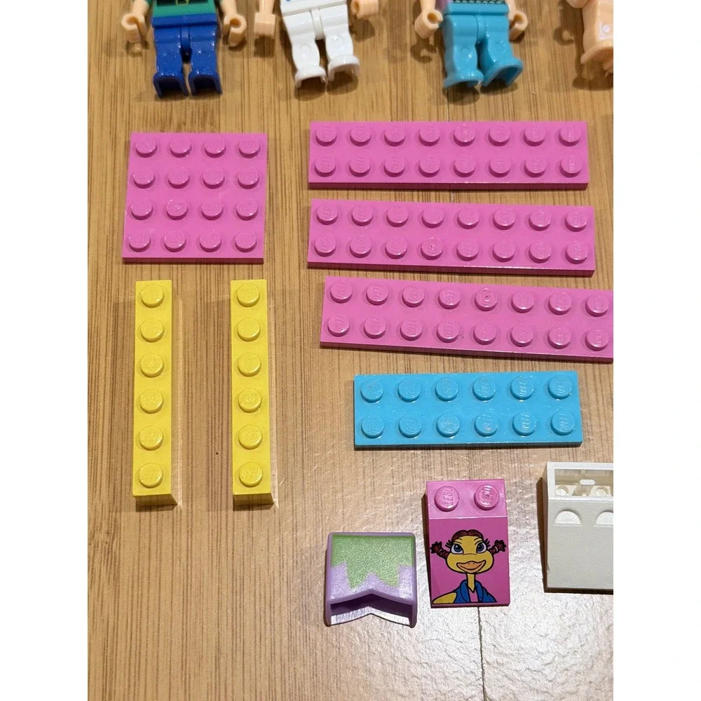 Family Guy‎ McFarlane Figures Lot - RARE Genie Peter, Meg Griffin + LEGO Bricks